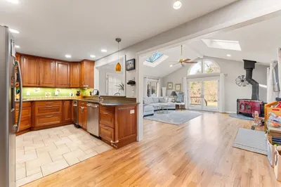 47 Sherman's Bridge Rd