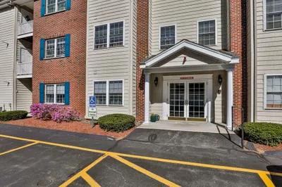 122 Eagle Dr #122