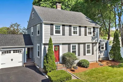 22 Brook St