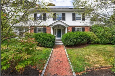 269 Waltham St 1