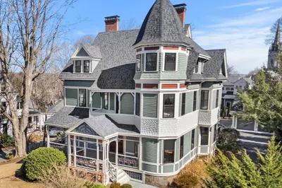 44 Putnam St 1
