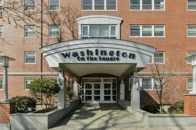 1600 Beacon St #1009 1
