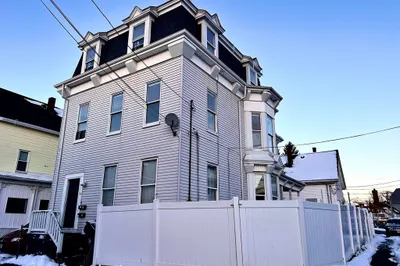 51 Franklin St 1