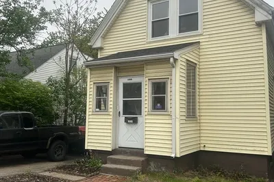 1524 Hyde Park Ave