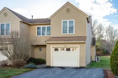 918 RiDgefielD Cir #D 1