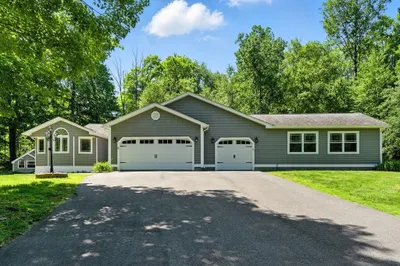 8 Sizer Dr