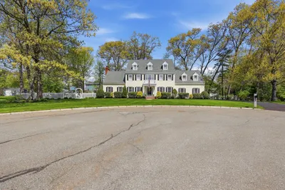 5 Knights Lane 1