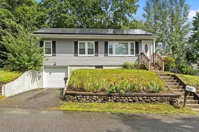 11 Pitman Rd