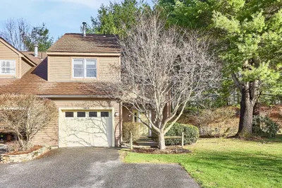 1105 Ridgefield Cir #B 1