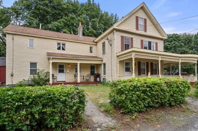 31 Ames Place