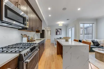 17 Vinton Street ##3
