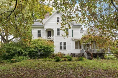 27 Cherry St 1