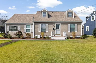 15 Packard Ave 1