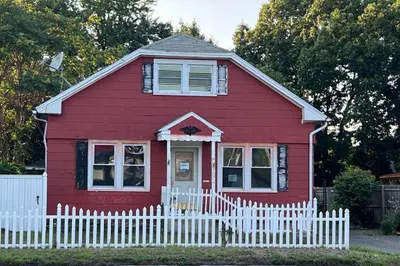 1276 Page Blvd 1