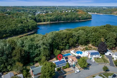 96 Spring View Dr 1