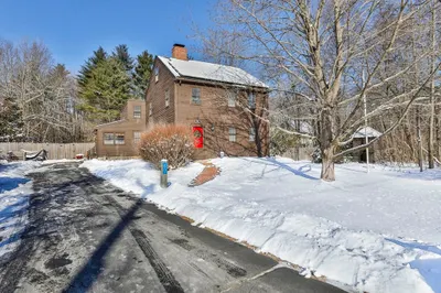 60 Whittier St 1
