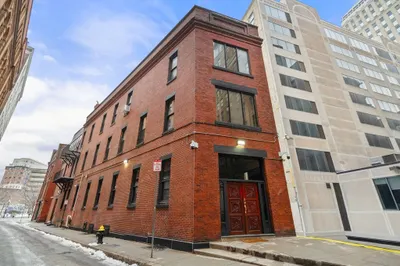 19 Stanhope St #3B