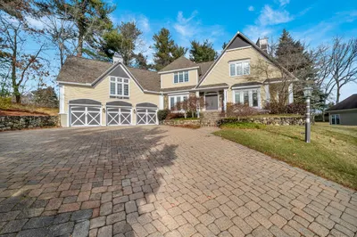 4 Andover Country Club Ln 1