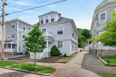 21 Dunlap St #3 1