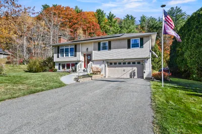 75 Howe Road 1