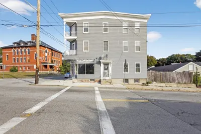 168 Lunenburg St 1