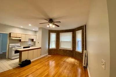 16 Royce Rd ##4