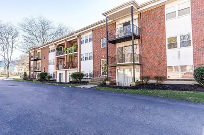 36 Pleasant Drive #42 1