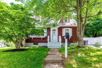 30 Poplar St 1