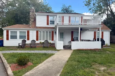8 Murphy St 1