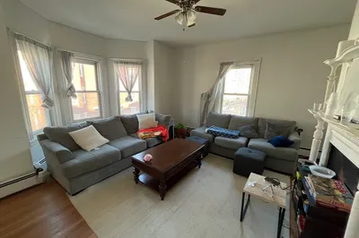 140 Saint Alphonsus St #2 1