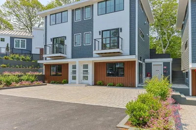 50 Nelson Avenue #5 1