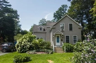 69 Cottage St 1