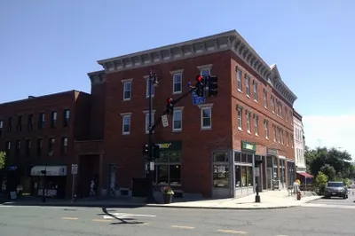 7 N Pleasant Street #2C 1