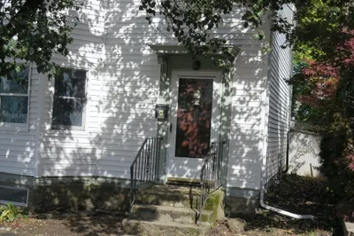 14 Meadow St
