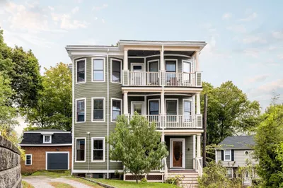 8 Pine St #2 1
