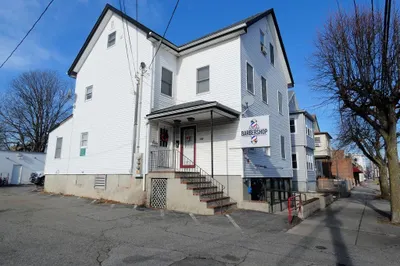 142-144 Highland Ave 1