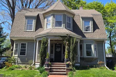 42 Sheridan Street 1