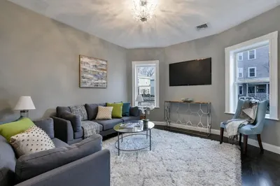 26 Elder St #1