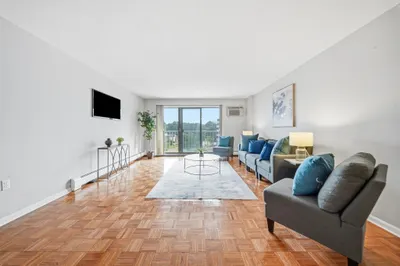 131 Coolidge Avenue #526 1