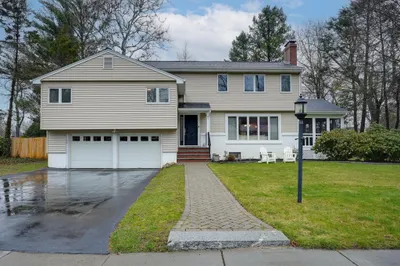 41 Marcellus Dr