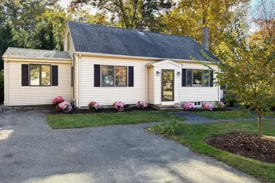 16 Cedar Ter 1