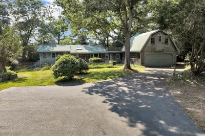 438 Hatchville Road 1