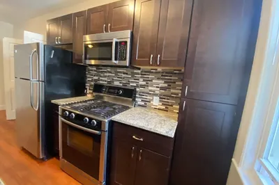 22 Chiswick Rd #8