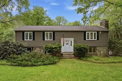 72 Wickaboag Valley Rd
