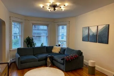 84 Browne St #1 1