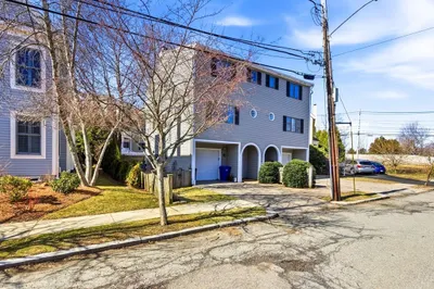 5 Meadowbrook Rd #5