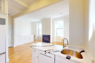 22 Beacon St #2 1
