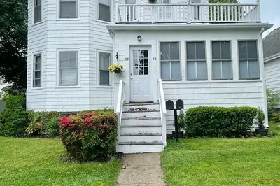 70 Adams St #70 1