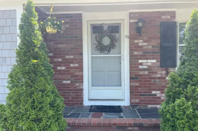 90 Castlewood Circle 1