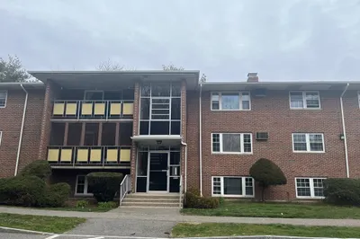 206 Rock St #M12